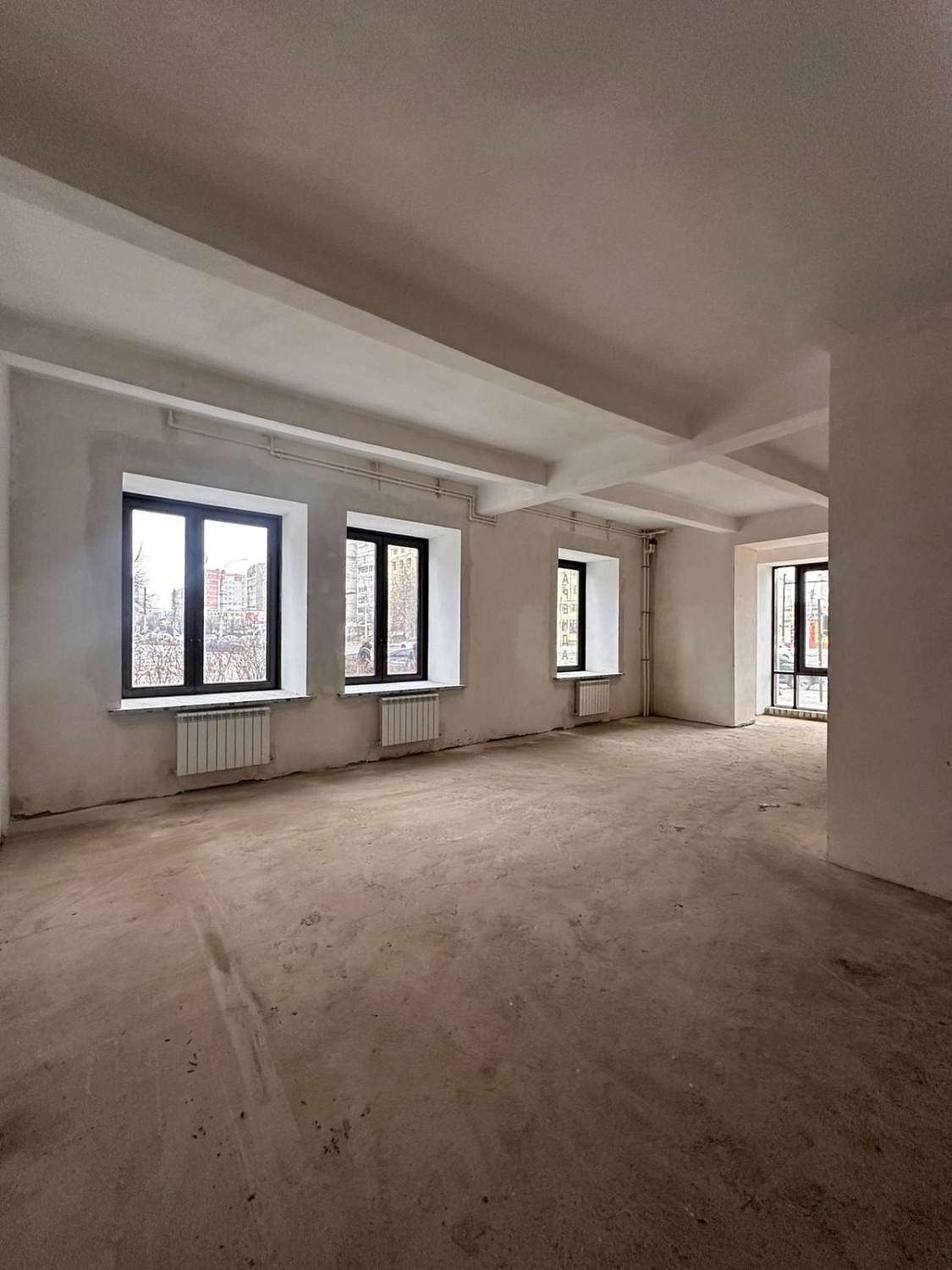 Угловое помещение свободного назначения 140 м², ул. Багаева, 14к1